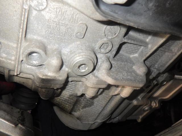 フォルクスワーゲン　ゴルフヴァリアント　DSGオイル取替え　輸入車の整備・修理・車検・メンテナンス・パーツ持込み取付け（持込み割増なし）大歓迎！輸入車の事なら雅自動車工業へ！