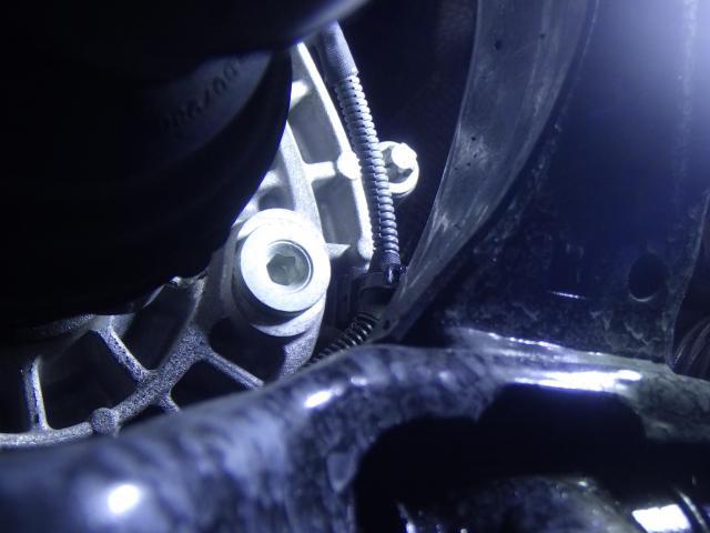 ミニクーパー　ワン　トランスミッションオイル　DCTF取替え　輸入車の整備・修理・車検・メンテナンス・パーツ持込み取付け（持込み割増なし）大歓迎！輸入車の事なら雅自動車工業へ！　