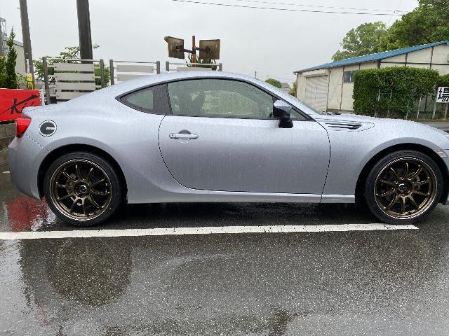 スバル　BRZ 車高調　取り付け