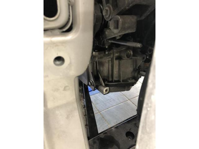 キャプチャー エアコンコンプレッサー交換