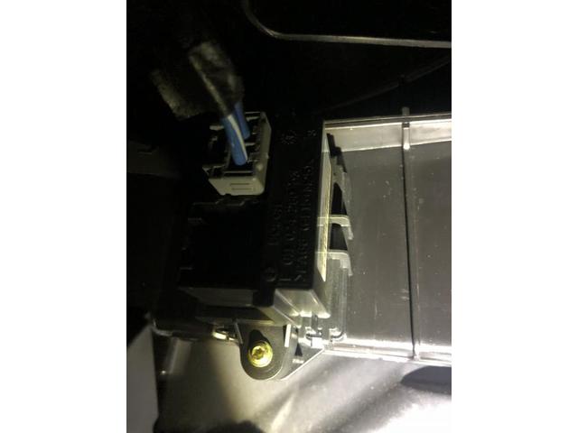 クライスラー　JEEP　グランドチェロキー　エアコン風が出ない　ヒューズボックス　兵庫県　姫路　加古川　明石　パーツ持ち込みも歓迎　カスタム　メンテナンス