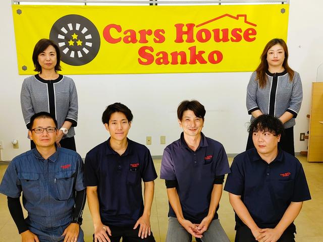 スタッフ紹介1