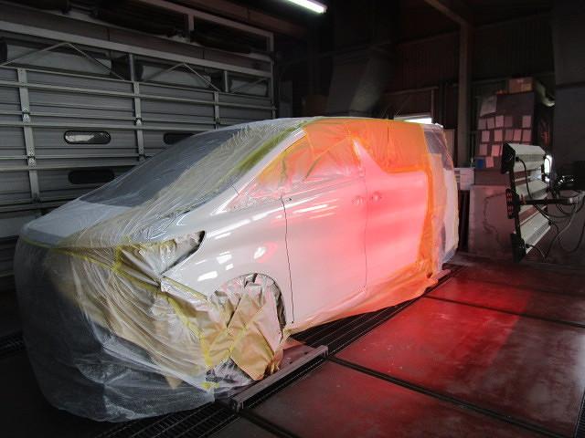３０アルファード　フロントフェンダーとドア交換でピカピカです　佐賀県小城市協和自動車
