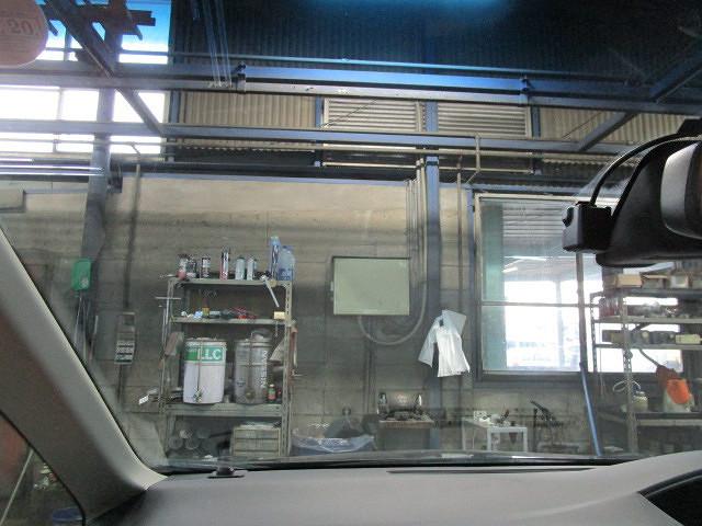 フロントガラス油膜とウロコ取り　佐賀県・小城市・協和自動車