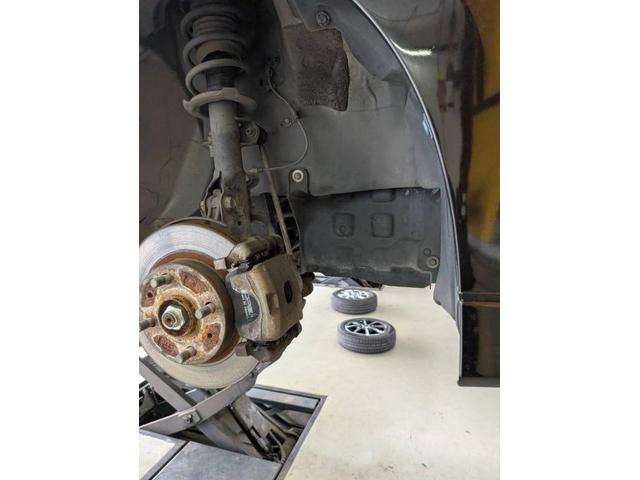 ダイハツ/ムーヴ【車検】車検に通る最低限希望！整備士さんとお車の状態を確認しつつご要望にお応えできるよう努めさせていただきます！北九州市八幡西区・八幡東区・中間市・直方市・鞍手町・遠賀町・飯塚市・宗像市・福津市等からもご来店いただいてます！