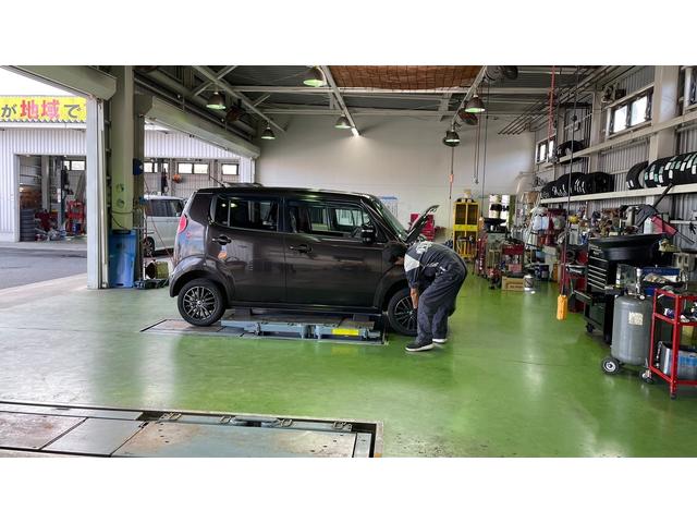 カーコレクション　グラフティ車検館13