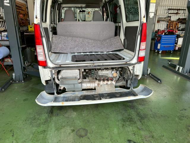 スバル　サンバーバン　ミッション・駆動系修理・整備　クラッチ　走行できない　