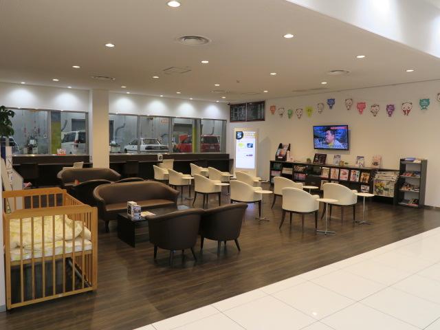 トヨタカローラ福岡(株) 久留米インター店(3枚目)