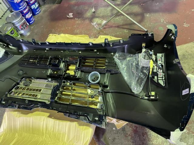 トール　ダイハツ　フロントバンパー付け替え　福岡市　東区　博多区　中央区　南区　早良区　城南区　西区　志免町　粕屋町　新宮町　大野城市　太宰府市　地域のお客様も大歓迎です！