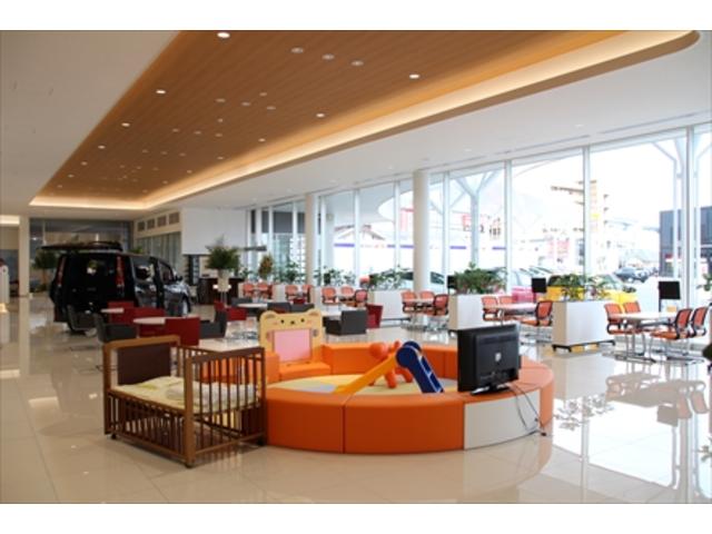 トヨタカローラ福岡(株) 福重店(3枚目)