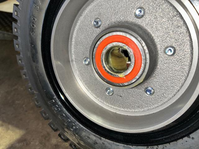 ニチユ エレトラック 納車準備 
三菱ロジスネクスト