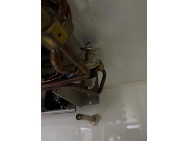 ダイハツ　ハイゼットトラック　冷凍車修理　検索用：　ハイゼットトラック冷凍　　スズキキャリートラック冷凍車　キャリー冷凍車　低温冷凍車　2コンプレサー　2コンプレッサー冷凍車　冷凍車