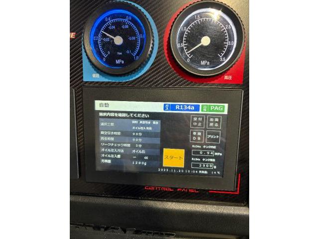 ダイハツ　ハイゼットトラック　冷凍車修理　検索用：　ハイゼットトラック冷凍　　スズキキャリートラック冷凍車　キャリー冷凍車　低温冷凍車　2コンプレサー　2コンプレッサー冷凍車　冷凍車