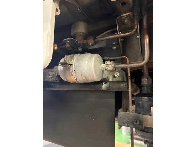 スズキ　キャリイトラック　冷凍車点検　検索用：　ハイゼットトラック冷凍　　スズキキャリートラック冷凍車　キャリー冷凍車　低温冷凍車　2コンプレサー　2コンプレッサー冷凍車　冷凍車