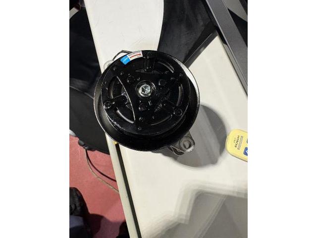 ダイハツ　ハイゼットトラック　冷凍車修理　検索用：　ハイゼットトラック冷凍　　スズキキャリートラック冷凍車　キャリー冷凍車　低温冷凍車　　2コンプレッサー冷凍車　冷凍車