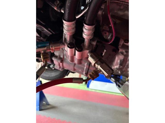 ダイハツ　ハイゼットトラック　冷凍車点検　検索用：　ハイゼットトラック冷凍　　スズキキャリートラック冷凍車　キャリー冷凍車　低温冷凍車　2コンプレサー　2コンプレッサー冷凍車　冷凍車