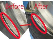 タイヤとホイールの接着面を奇麗に清掃してからタイヤを組みます。これによりエア漏れ等の発生を防ぎます。