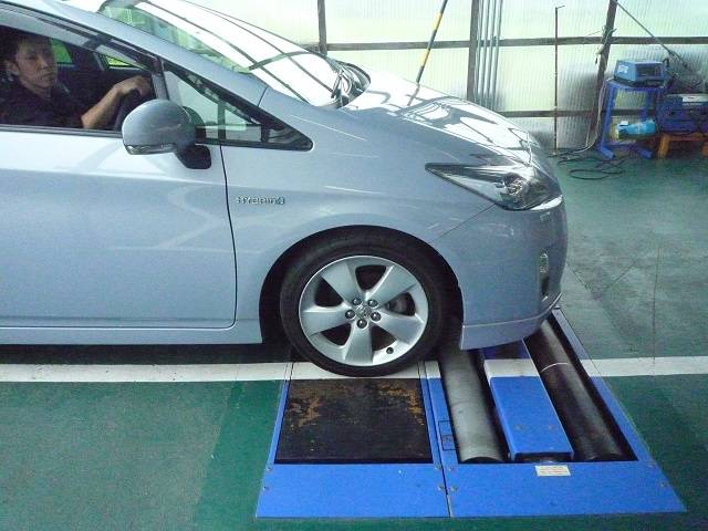 ZVW30　プリウス　車検　完成検査！！