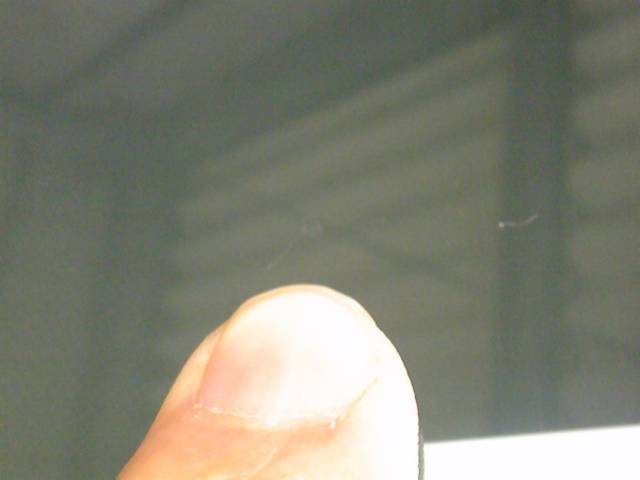 ZVW30　ガラスリペア　ガラスの飛び石によるヒビ割れ
