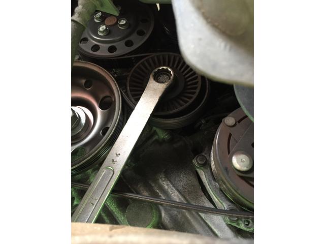 アイ　補機ベルト交換