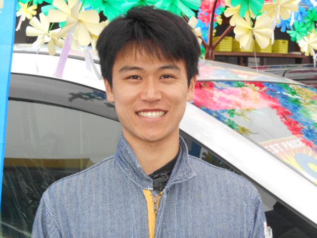 トヨタ　ハイラックスサーフ　ナビ　取り付け