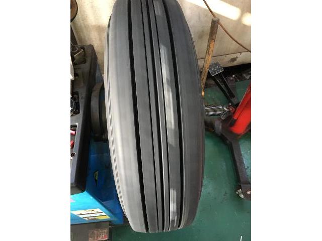 ハイエース 195/80R15 持込みタイヤ交換