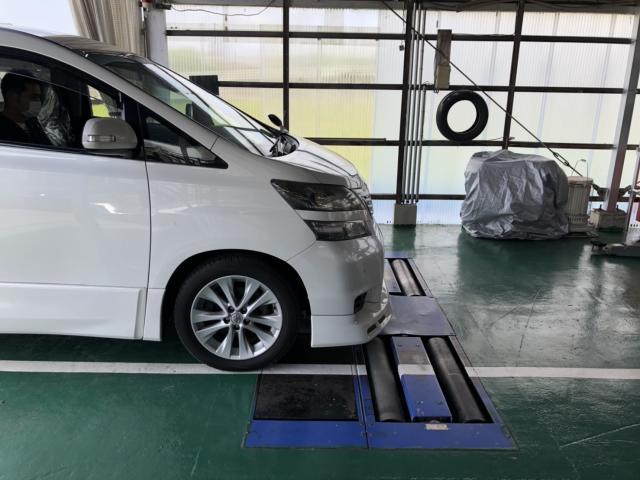 ヴェルファイア　車検　サイドスリップ・スピードメーター・ブレーキ・排気ガス・ヘッドライト検査　福岡県　小郡市　筑紫野市　久留米市　鳥栖市　朝倉郡　他地域の方も大歓迎です