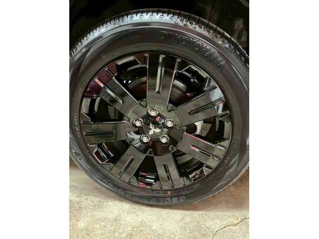 三菱　デリカＤ：５　ボディコーティング　カーコーティング　ガラスコーティング　新車　磨き　福津市　古賀市　宗像市　新宮町　福岡市東区　岡垣町　遠賀町　芦屋町　水巻町　鞍手町　宮若市　直方市　北九州市八幡西区　他地域のお客様も大歓迎です！