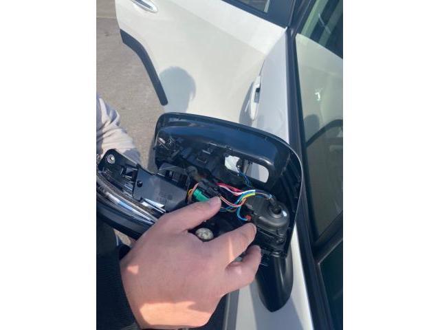 RAV４　ウェルカムランプLED化　持ち込み大歓迎！適合確認お気軽にお問い合わせ下さい！