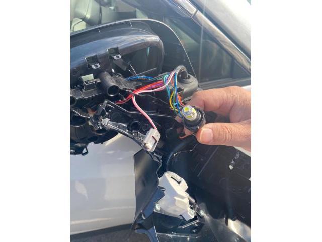 RAV４　ウェルカムランプLED化　持ち込み大歓迎！適合確認お気軽にお問い合わせ下さい！