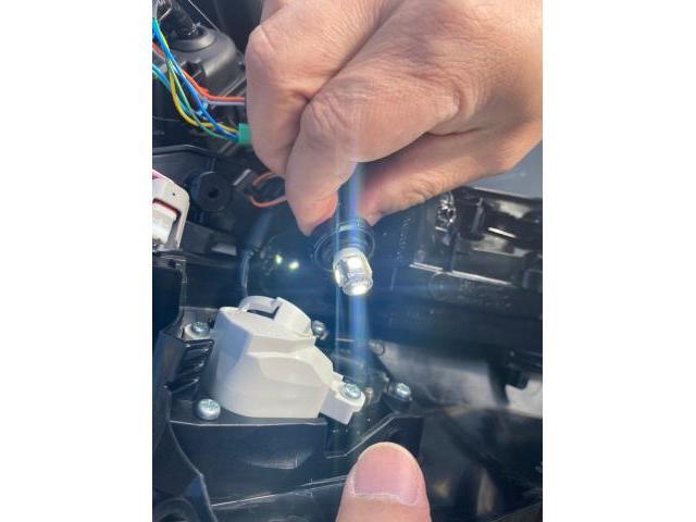 RAV４　ウェルカムランプLED化　持ち込み大歓迎！適合確認お気軽にお問い合わせ下さい！