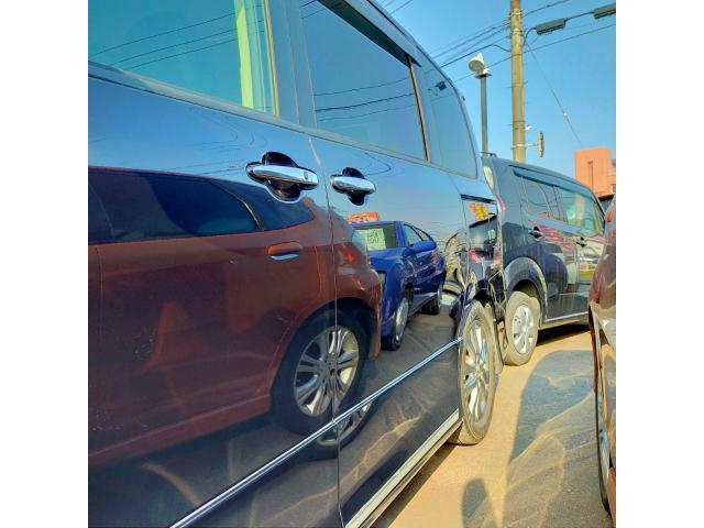 ヴォクシー　スライドドア板金塗装　傷の大小にかかわらずお気軽にお電話ください！