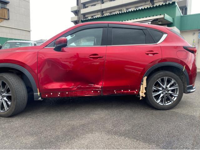 CX-5  板金塗装　小さなスリ傷から大きな凹み傷まで　板金修理もオートアローズにお任せください！