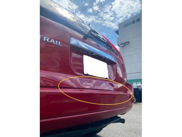 エクストレイル　事故修理　輸入車・社用車・作業車対応　板金塗装もオートアローズにお任せください！