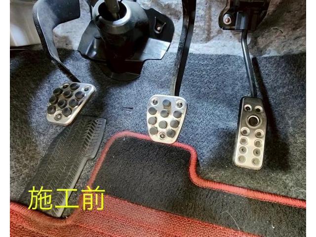 ホンダ　フィット　フットプレート取付　パーツ持込大歓迎！　車のドレスアップお手伝いします　お気軽にご相談ください