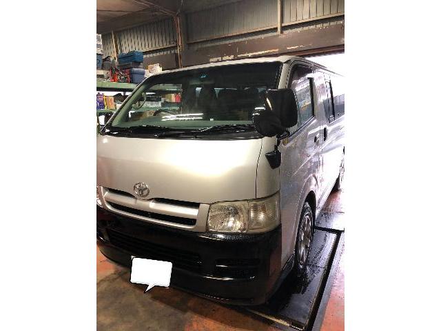 トヨタ ハイエースKDH200V　エンジンオイル交換　タイヤ交換　修理　直方市　鞍手郡　宮若市　八幡西区
