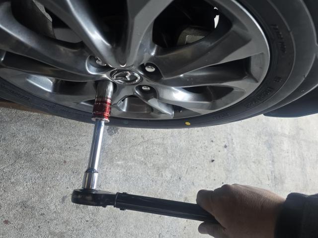 マツダ　デミオ　持込バッテリー交換・タイヤ４本持込交換作業　福岡　太宰府　筑紫野　大野城　春日 那珂川
