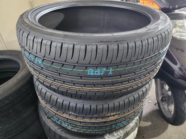 トヨタ　プリウス　持込タイヤ４本交換　福岡　太宰府　筑紫野　大野城　春日 那珂川