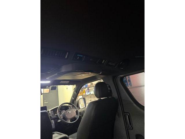 ハイエース　リアオートエアコンコントローラー取り付け　那珂川市　福岡市　南区　早良区　城南区　博多区　中央区　西区　東区　春日市　大野城市　太宰府市　筑紫野市　糸島市　他地域のお客様も大歓迎です！