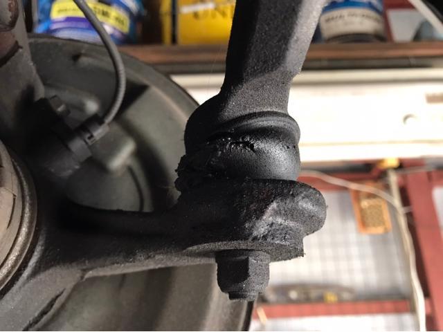 ダイハツ タントエグゼ メンテナンス 車検 整備 持ち込み タイヤ 交換 プラグ タイロッドエンドブーツ ホイール サビ 塗装 アマゾン 楽天 車 高価 買取 廃車 事故 故障 不動車 キズ ヘコミ レッカー搬送