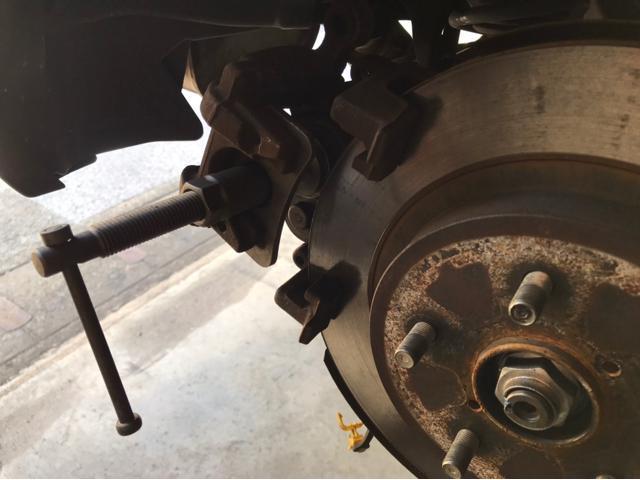 スバル　レヴォーグ　ホイール　タイヤ　持ち込み　交換　大分　カーアクト大分　修理　車　高価　買取　マフラー　事故　故障　不動車　アマゾン　楽天　ブレーキパット　電動パーキング　レッカー搬送　キズ　ヘコミ　バッテリー