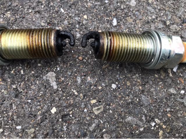 ホンダ　フィット　故障診断　エンスト　不動車　エンジン不調　チェックランプ　修理　買取　イリジウムプラグ　事故　　ダイレクトイグニッションコイル　交換　大分　車　カーアクト大分　故障　高価　レッカー搬送　