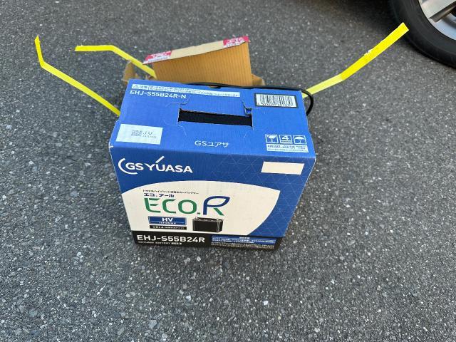 トヨタ　プリウス　持ち込み　バッテリー　交換　取付　大分　カーアクト大分　修理　