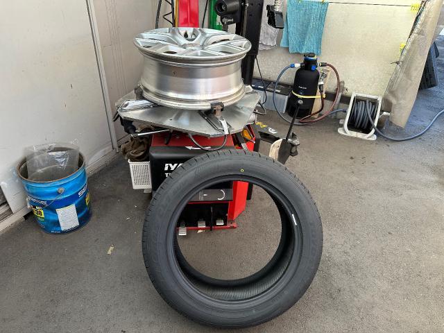 三菱　アウトランダー　ホイール　タイヤ　交換　持ち込み　アマゾン　楽天　大分　カーアクト大分　車　買取　修理　廃車　不動車　