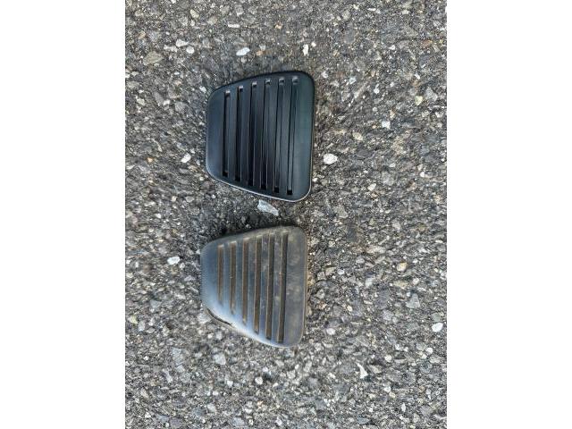 いすゞ　エルフトラック　車検　整備　車　大分　高価　カーアクト大分　買取　修理　廃車　持ち込み　事故　タイヤ　故障　交換　不動車　アマゾン　楽天　レッカー搬送　ドライブレコーダー　フロントガラス