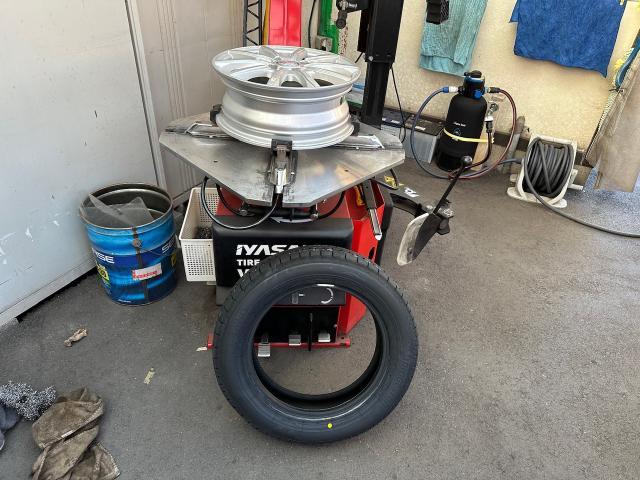 ダイハツ　ムーヴ　ホイール・タイヤ交換　持ち込み　大分　カーアクト大分　車　修理　買取　廃車　ドライブレコーダー