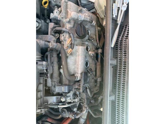 トヨタ　プリウス　イリジウムプラグ　ダイレクトイグニッションコイル　持ち込み　取付　交換　大分　タイヤ　車　アマゾン　高価　楽天　買取　カーアクト大分　廃車　ドライブレコーダー　事故　バッテリー　故障　不動車　レッカー搬送　パンク　