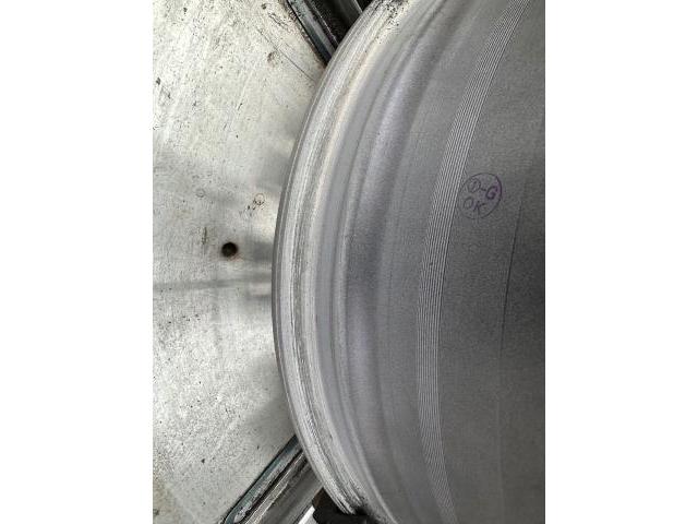 トヨタ　カローラツーリング　ホイール　持ち込み　タイヤ　交換　カーアクト大分　買取　ドライブレコーダー　廃車　レッカー搬送　事故　レンタカー　故障　バッテリー　不動車　取付　