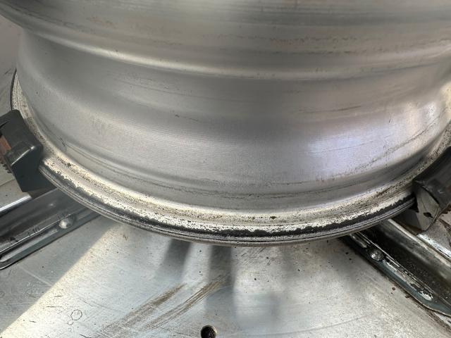 ダイハツ　タント　ホイール　持ち込み　タイヤ　交換　買取　カーアクト大分　廃車　修理　事故　ドライブレコーダー　取り付け　バッテリー　故障　キズ　レッカー搬送　ヘコミ　不動車
