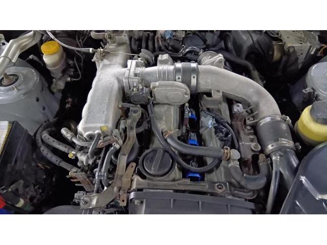 日産　スカイライン　イグニションコイル交換作業